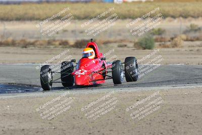 media/Nov-19-2022-CalClub SCCA (Sat) [[baae7b5f0c]]/Group 1/Race (Outside Grapevine)/